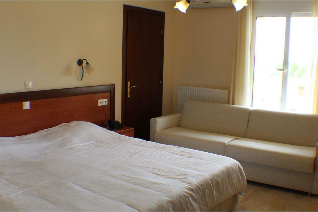 Kelyfos Hotel ネオス・マルマラス エクステリア 写真
